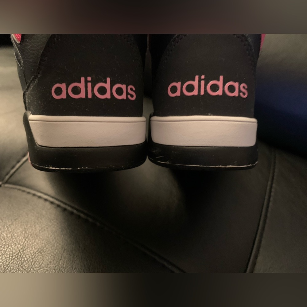 Adidas NEO Basketball Shoes Youth sz 7 BB9TIS Black | Gray | Pink - Picture 9 of 10